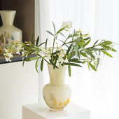 柏梵轻奢玻璃花瓶彩色中古艺术桌面插花花器高档客厅餐桌装 饰摆件