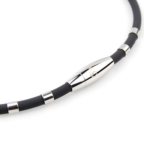 JAPANESE ANTI-RADIATION CERVICAL NECKLACE SPORTS SILICONE ANION ENERGY WATER-SOLUBLE TITANIUM COLLAR FOR MEN AND WOMEN