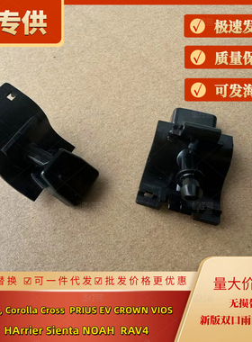 Granvia,CorollaCrossPRIUCROWN HArrier Sienta NOAH 雨刮喷水嘴