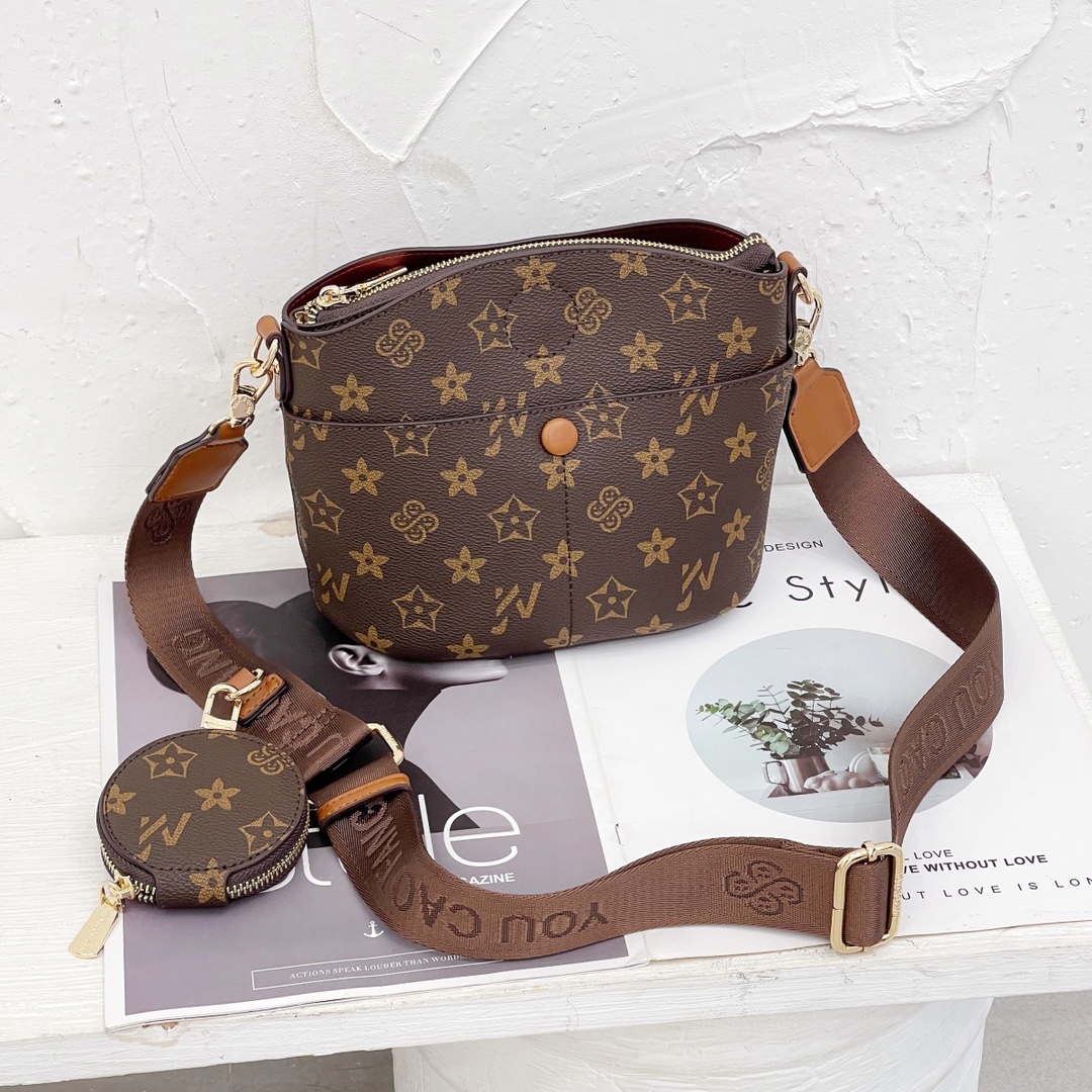 小红书推荐女包2025新款大容量水桶包时尚百搭单肩斜挎包网红水桶