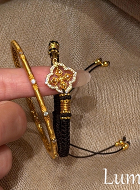爆闪金色四叶花手链女轻奢高级感