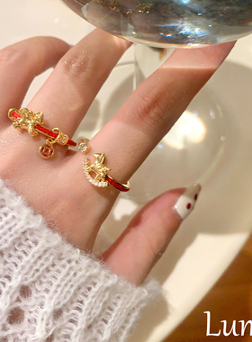 纯银马年本命年金色小马红绳戒指