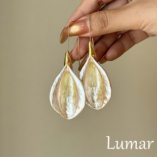 S925纯银金色马蹄莲花朵耳钩轻奢高级感海边度假风个性夸张耳环女