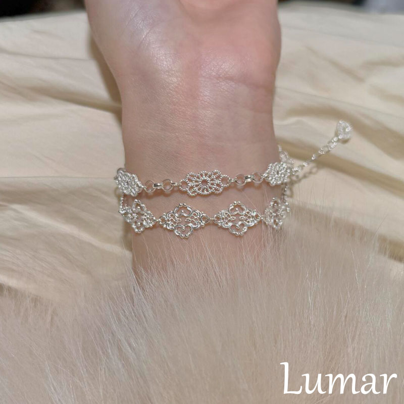 S925纯银清冷感镂空窗花手链女款