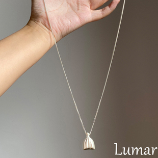 S925纯银冷淡风银色拉丝钱袋吊坠项链女款轻奢小众简约百搭毛衣链