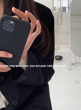 MUSEMOON ins极简黑色Jennie同款液态硅胶手机壳适用iphone17/16PROMAX/小米17/p80中性风黑色软糯手感保护套