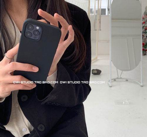 MUSEMOON ins极简黑色Jennie同款液态硅胶手机壳适用iphone17/16PROMAX/小米17/p80中性风黑色软糯手感保护套