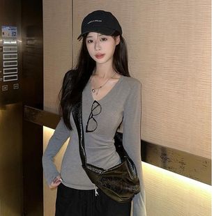 t恤修身 V领美式 穿搭长袖 收腰辣妹2025秋季 显瘦高级感ins上衣 新款