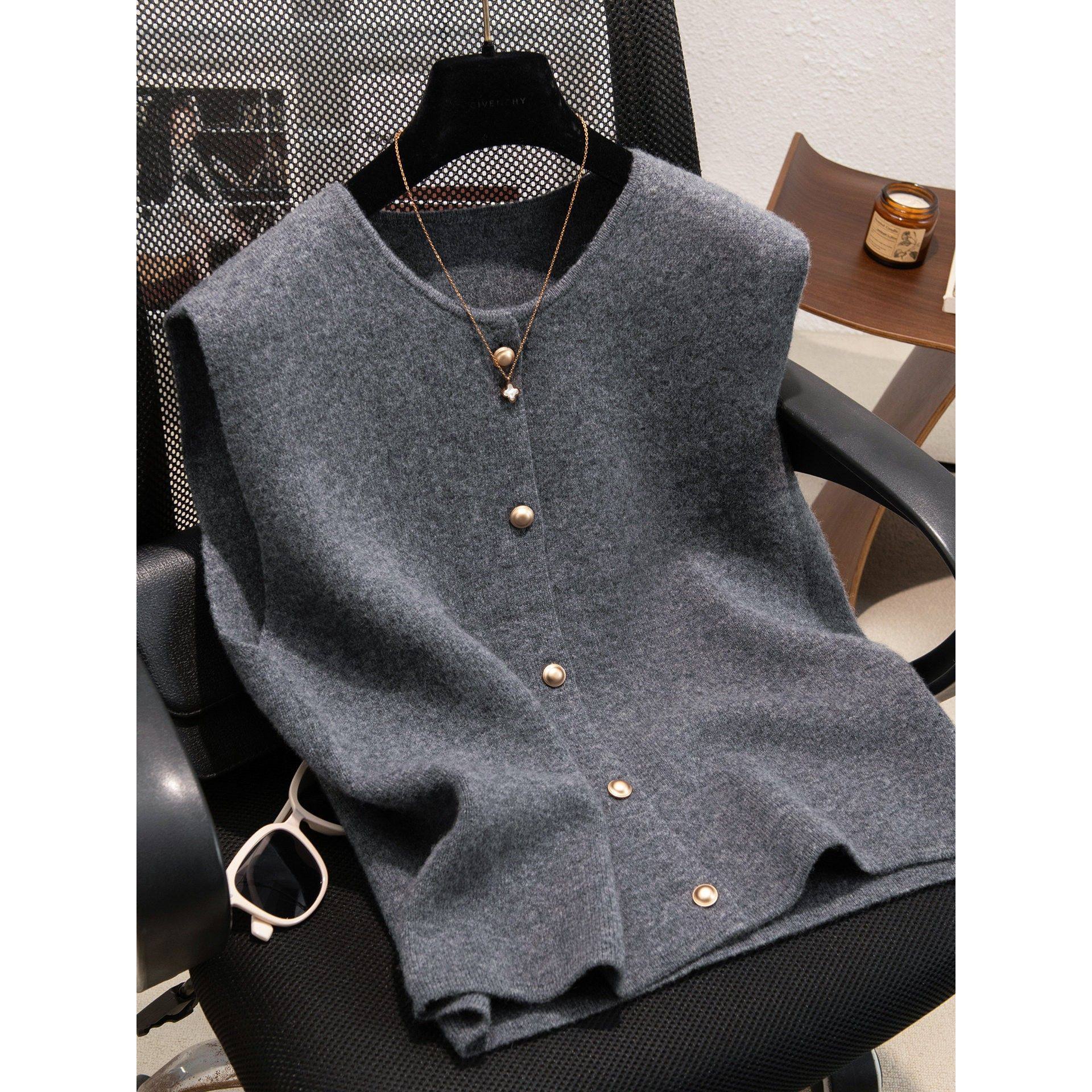 秋冬开衫针织马甲女纯山羊绒衫2025秋季欧货高端叠穿打底毛衣坎肩