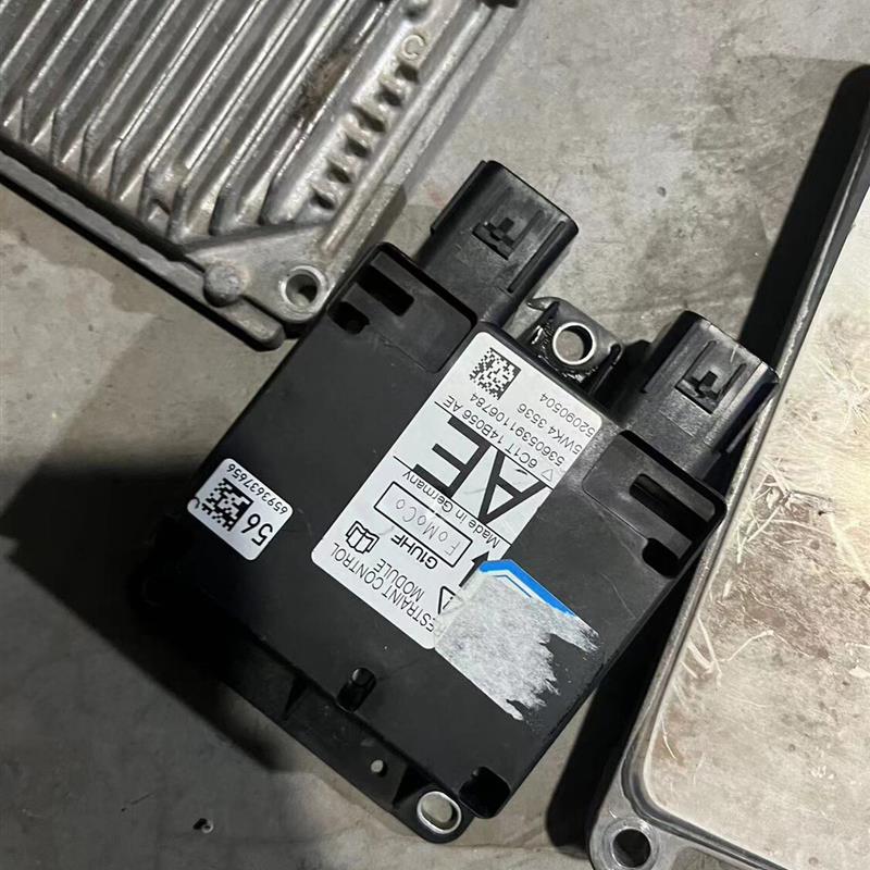 适配江铃新时代V348全顺车身电脑模块/8C1T-14A073-BC/BB/CF