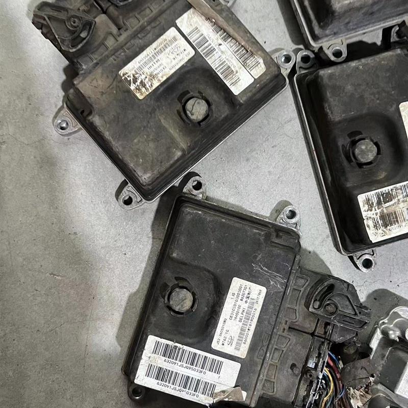 风行F600发动机电脑板ECU B6001713 28358084 DM5L-3610020 MT62