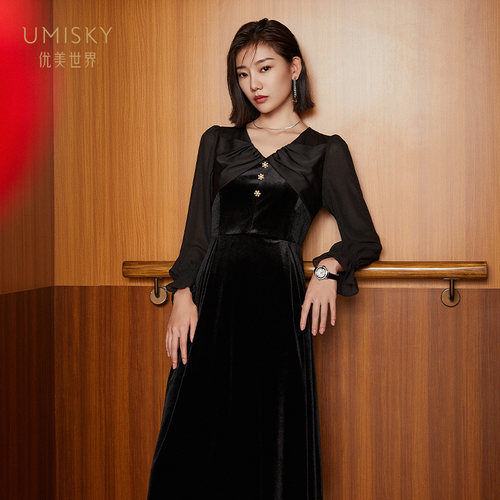 优美世界丝绒礼服连衣裙