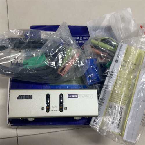 维修CS72U 2口 KVM切换器，型号CS7议价