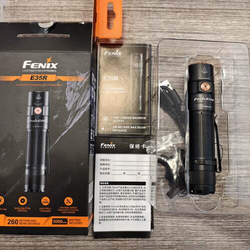 维修fenix e35r ， ，菲黑色默认瑕疵。点和我私聊吧议价