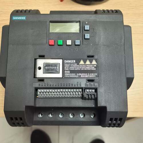 维修SINAMICS V20 2 6SL3210-5BE25-5UV0 5.5KW 380-480V 0-550Hz