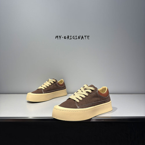 2025新款真皮厚底增高休闲板鞋