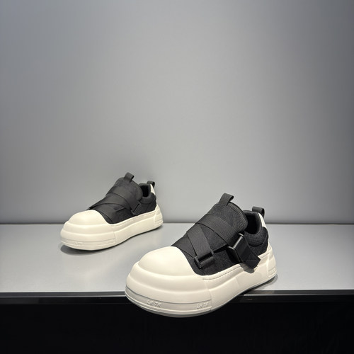 夏季男士增高魔术贴休闲板鞋