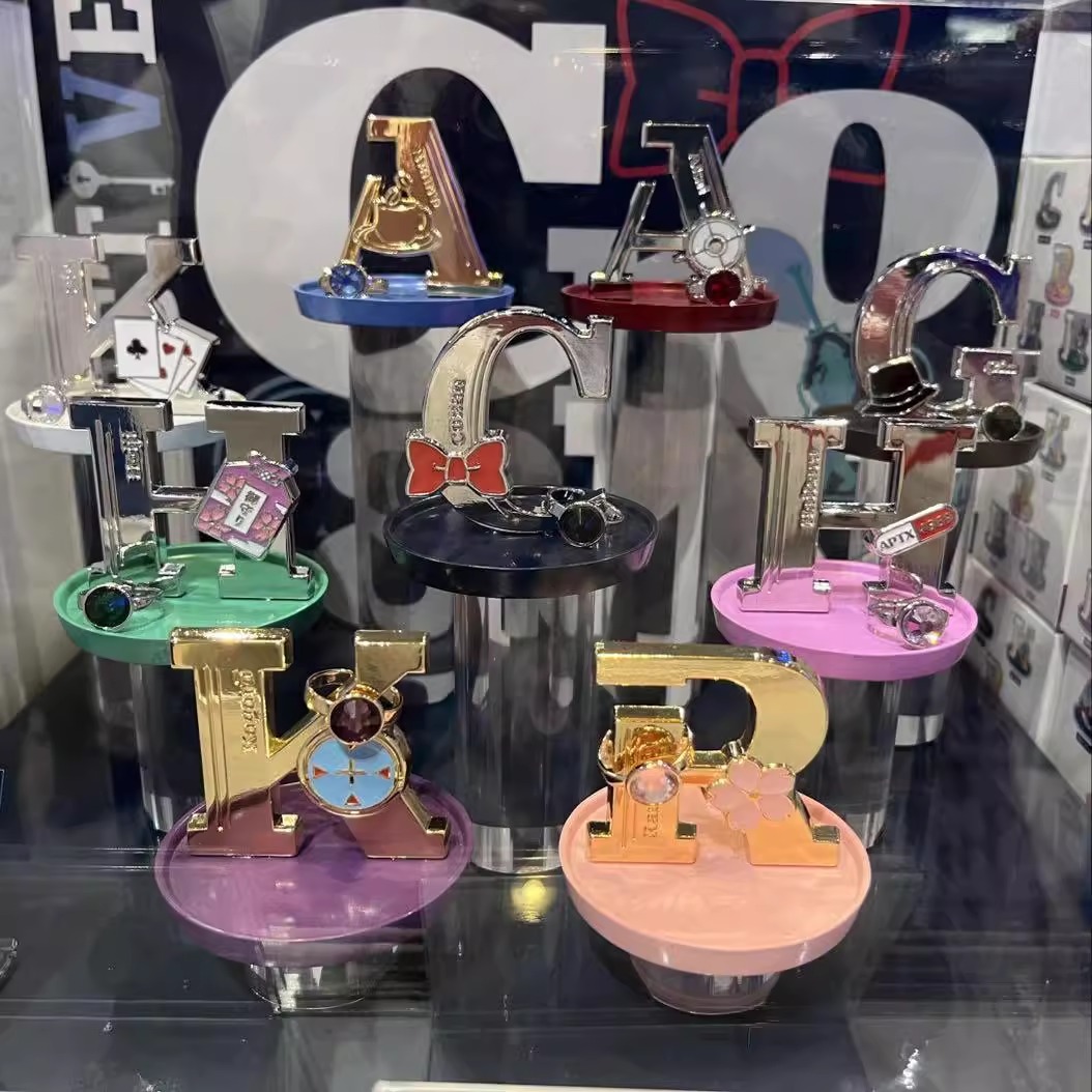 日本金属字母摆件戒指USJ环球影城名侦探柯南M28独眼的残像