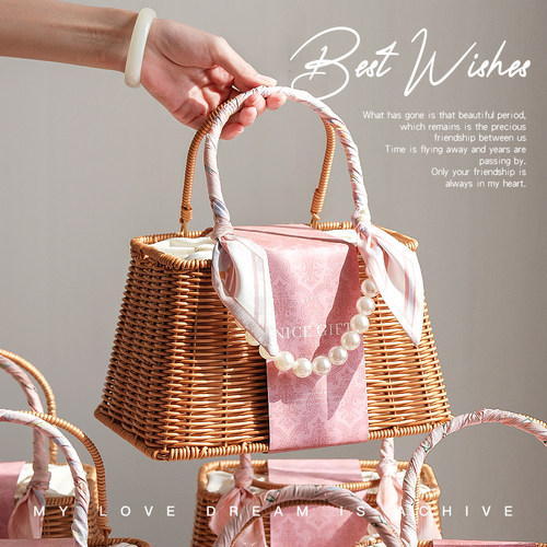 婚礼伴手礼女伴娘礼物结婚小众实用送女员工创意美业定制礼盒