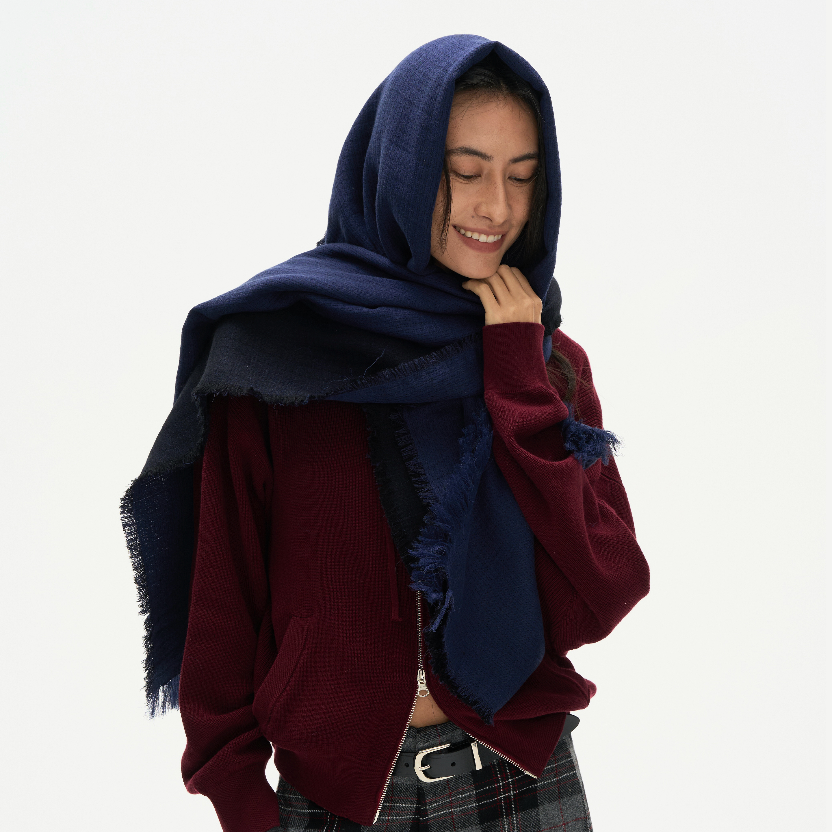 Septhouse独特漂亮蓝色围巾