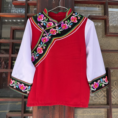 云南楚雄左脚舞上衣中袖新款彝族服装女少数民族打跳演出服酒红色
