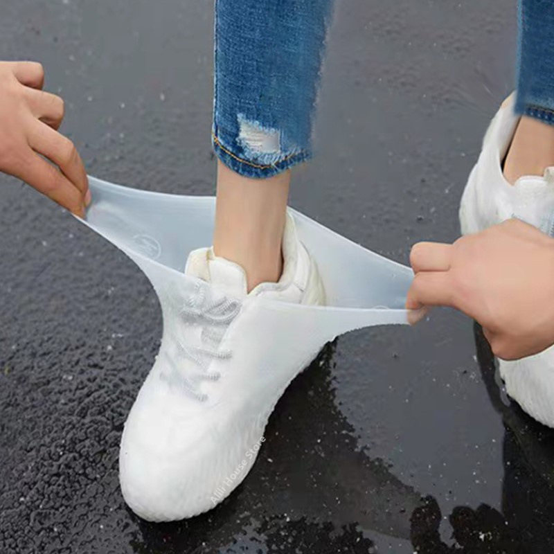 户外防水鞋套随身携带雨天防水防滑防雪耐磨成人乳胶鞋套
