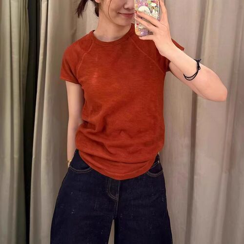 修身直筒圆领短袖T恤女