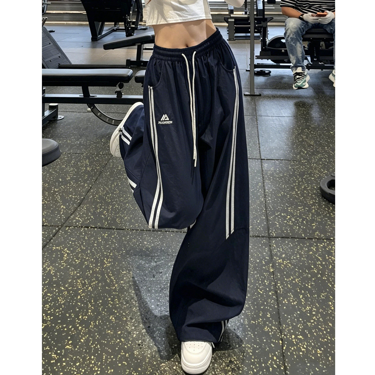 藏青色美式刺绣速干双杆工装裤女