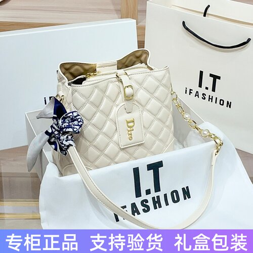 香港真皮水桶包百搭单肩斜挎包女