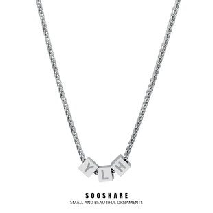 设计百搭 感小方块吊坠高级定制送男友情侣款 个性 字母项链潮流时尚