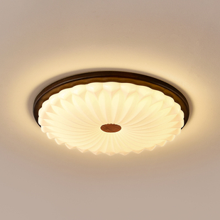 原木公主中古风实木卧室吸顶灯简约现代大气原木花瓣造型主灯具