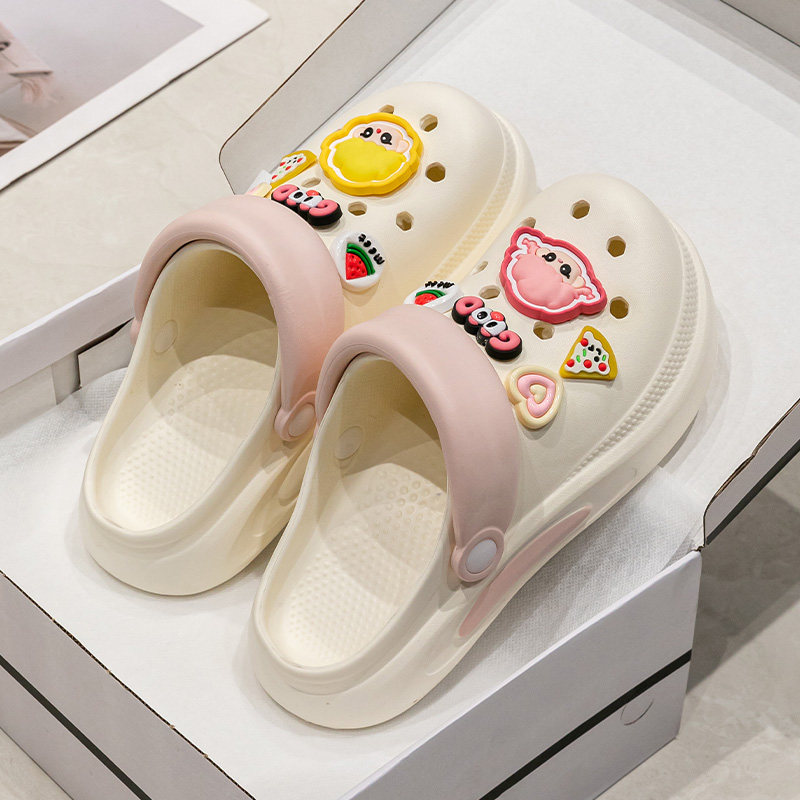 DIY可爱儿童洞洞鞋女童夏季2026新款厚底外穿防滑踩屎感亲子凉拖