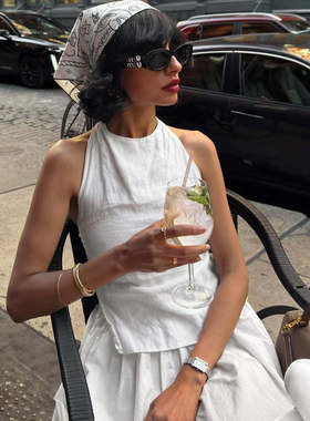 Veneti.a博主同款度假风亚麻棉挂脖开叉吊带上衣