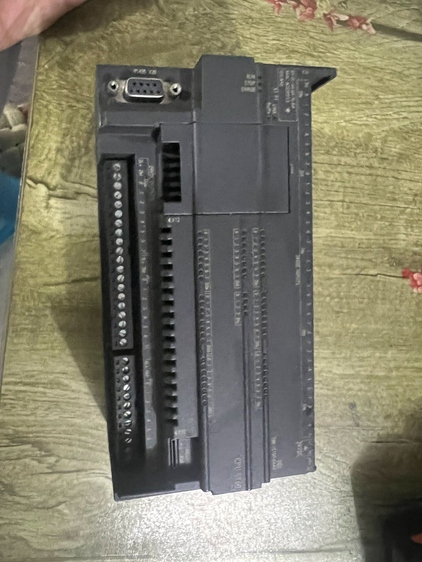 西门子288-1ST60-0AA0，有破损。功能完好，可以送怎么看?