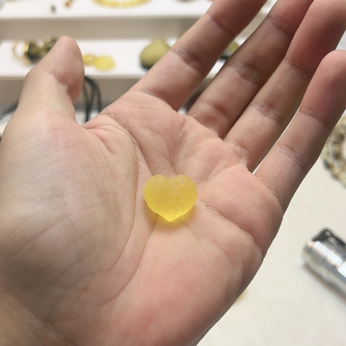 锤纹屁桃