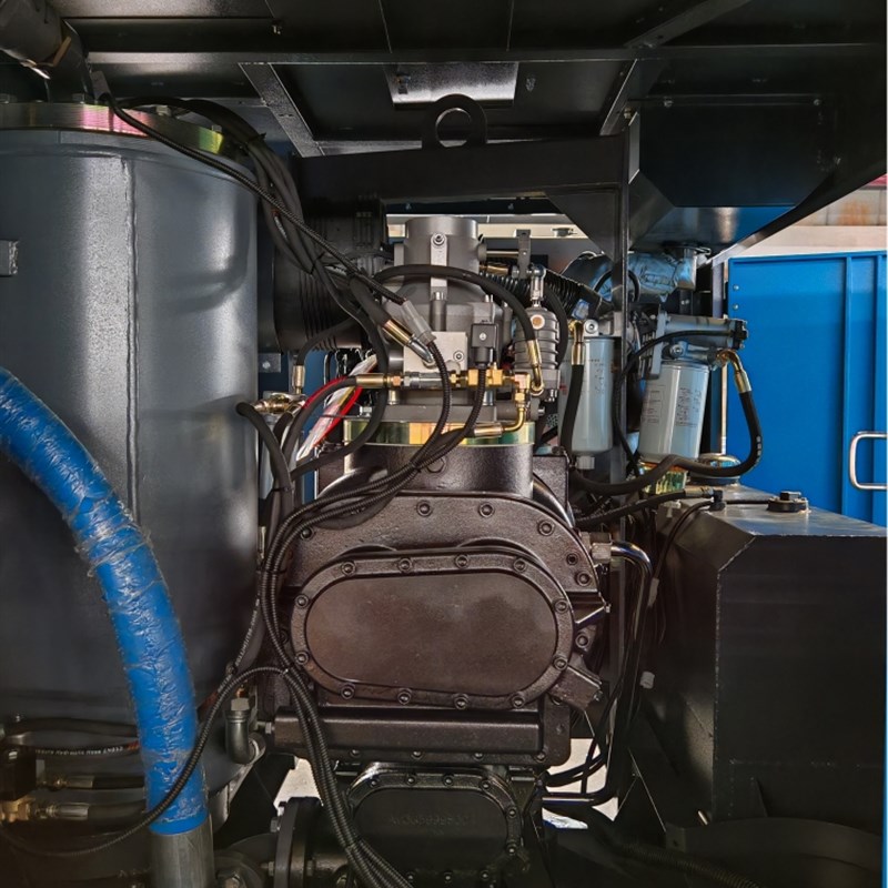 红色五环柴油机移动式螺杆空压机螺杆式高压空压机矿用潜水钻机配