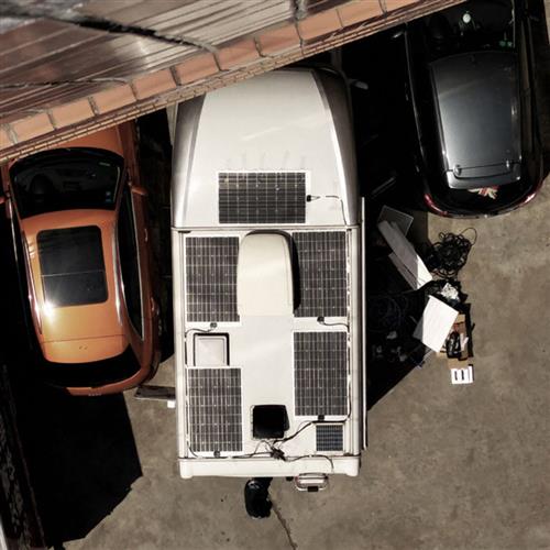 12V100W半柔性单晶太阳能发电板房车载车顶发电系统汽车充电板