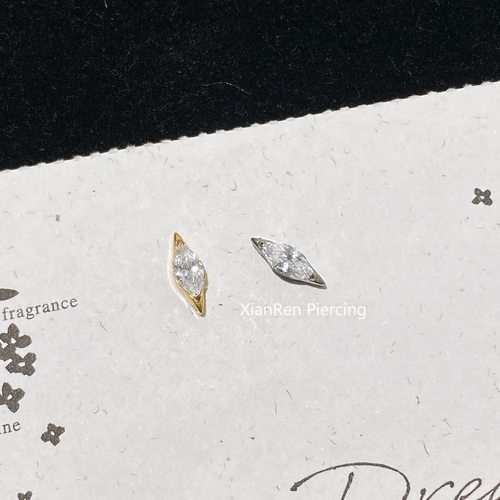 钛合金镀金=18K闪钻耳钉