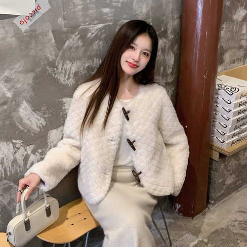 羊剪绒大衣女皮毛一体皮草外套冬