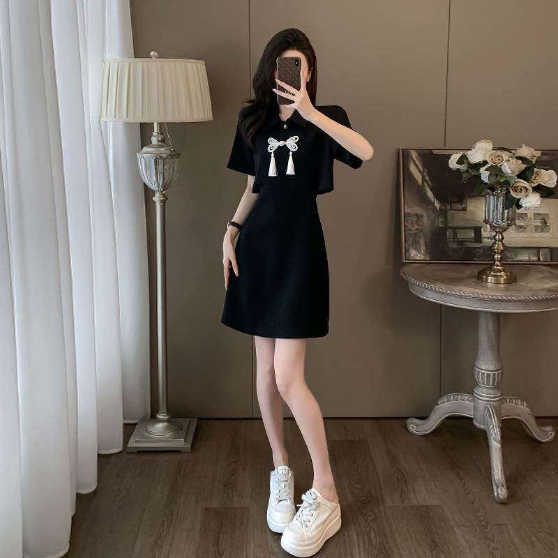 黑色polo领连衣裙女夏季新款设计感小众减龄显瘦露腰t恤小黑裙子
