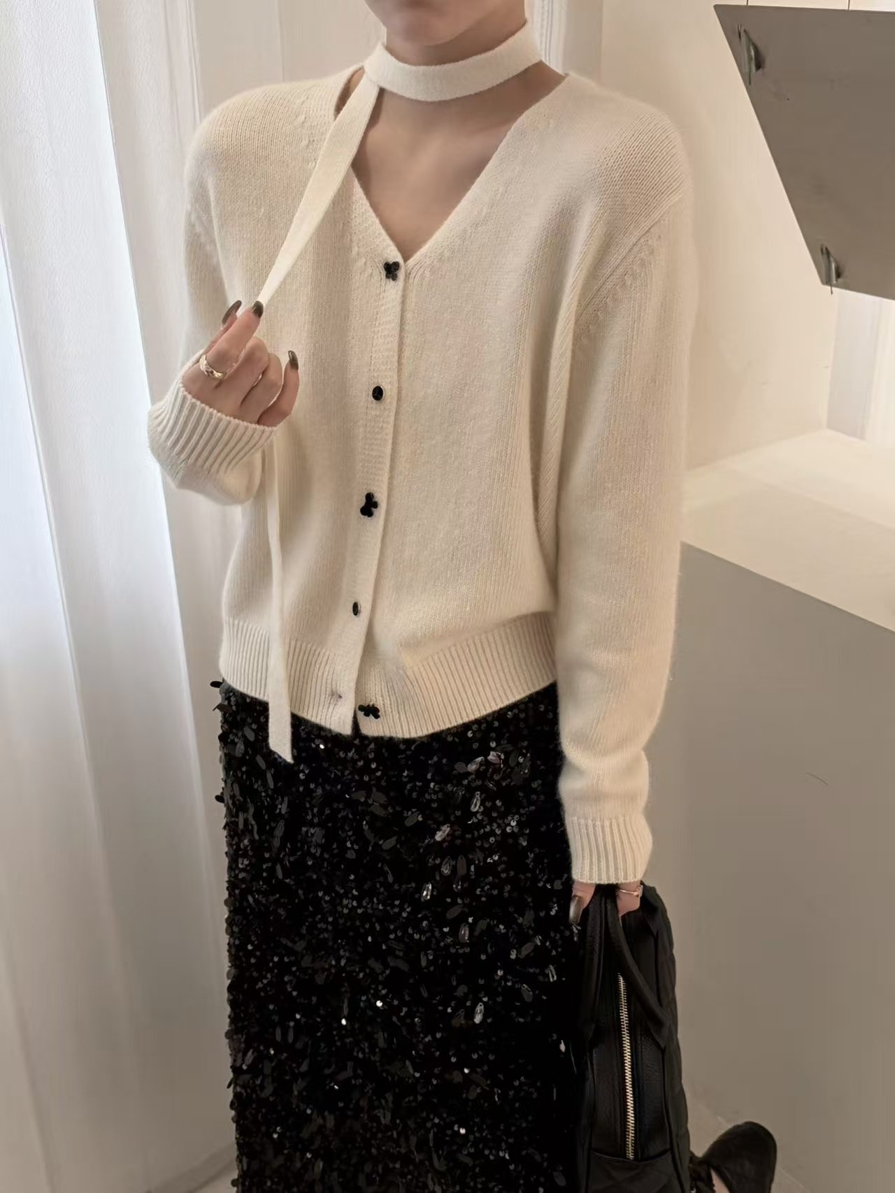 欧韩时尚羊毛兔毛V领飘带短款针织开衫女早春宽松软糯百搭毛衣潮,女装/女士精品,毛针织衫,淘宝优惠券,粉丝福利购,淘宝优惠卷