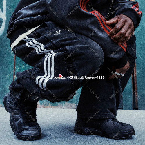 adidas三叶草潮流宽松运动裤