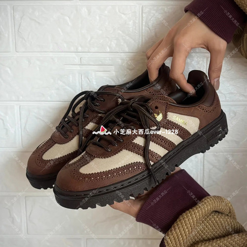 adidas三叶草经典运动休闲板鞋