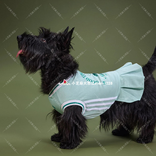 adidas三叶草宠物连衣裙狗狗猫咪