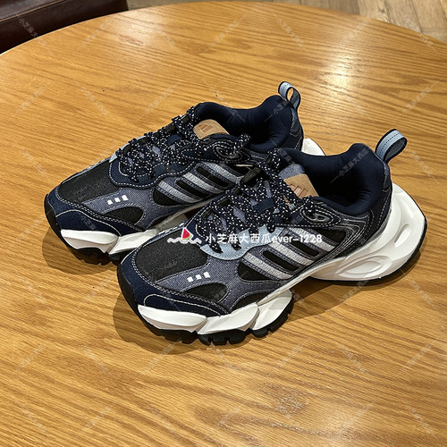 adidas阿迪达斯运动休闲跑步鞋