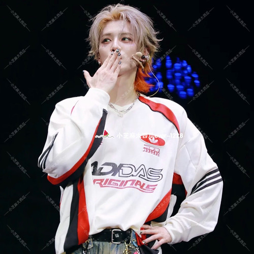 adidas三叶草宽松长袖球衣
