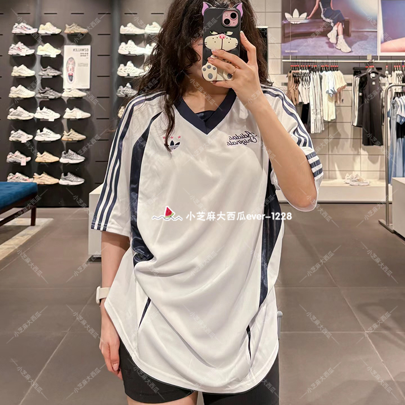 adidas三叶草运动宽松短袖V领T恤