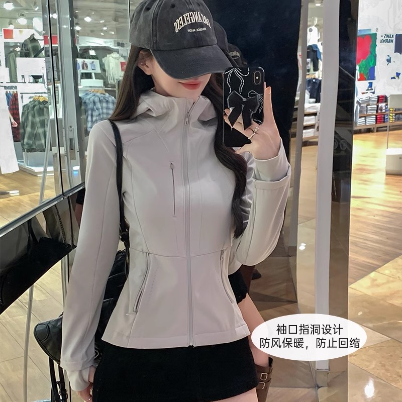 修身软壳冲锋衣女春秋202