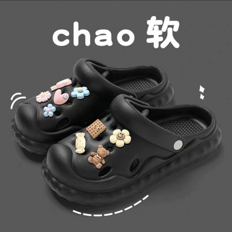 夏季外穿可爱防滑厚底洞洞鞋女款