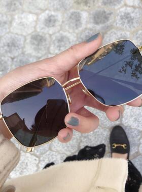 d家太阳眼镜女级感2025新款太阳眼镜男开 车专用抗UV超轻大脸显瘦